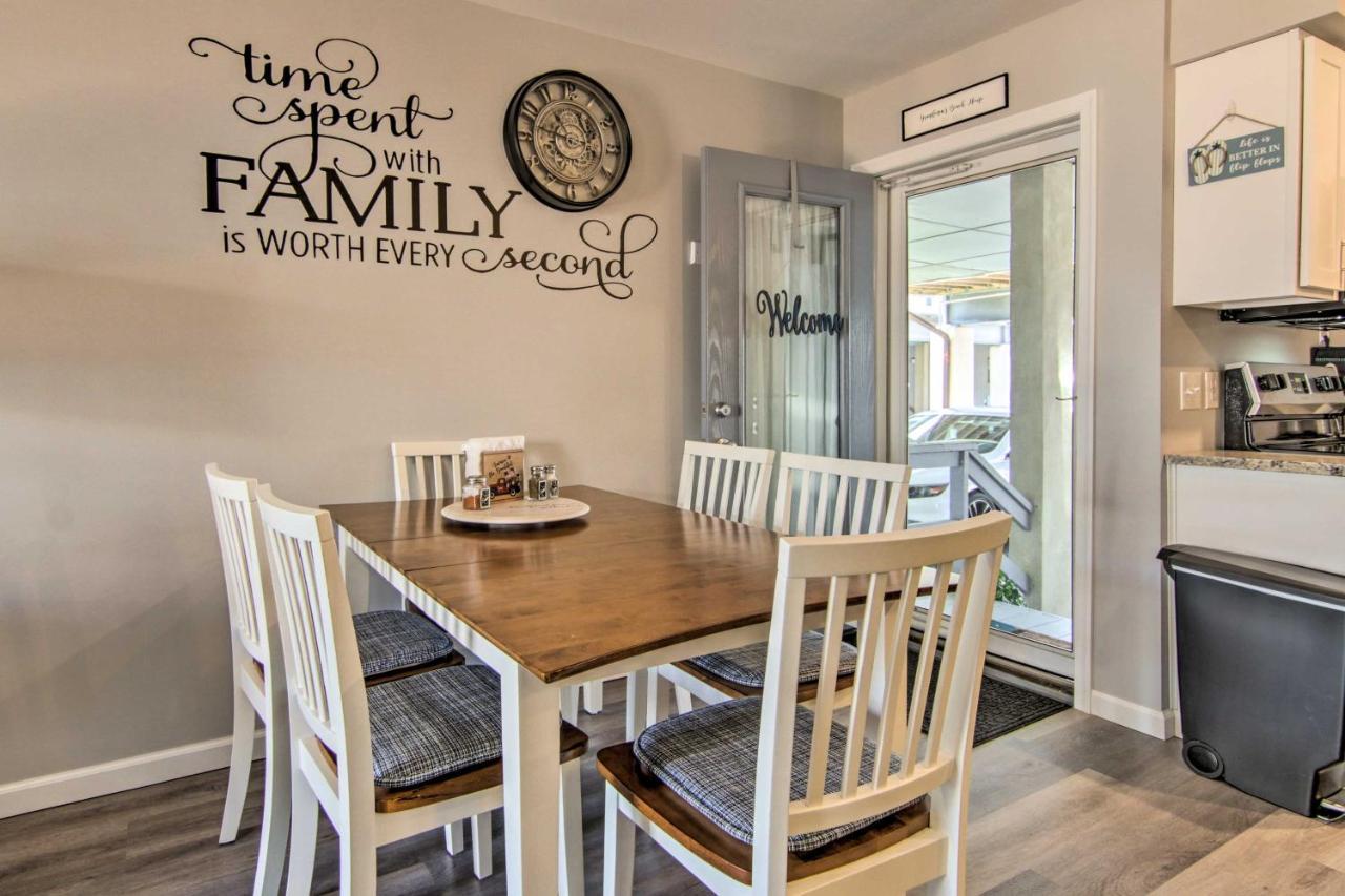 Airy Ocean City Condo On Canal Front With Deck! Экстерьер фото