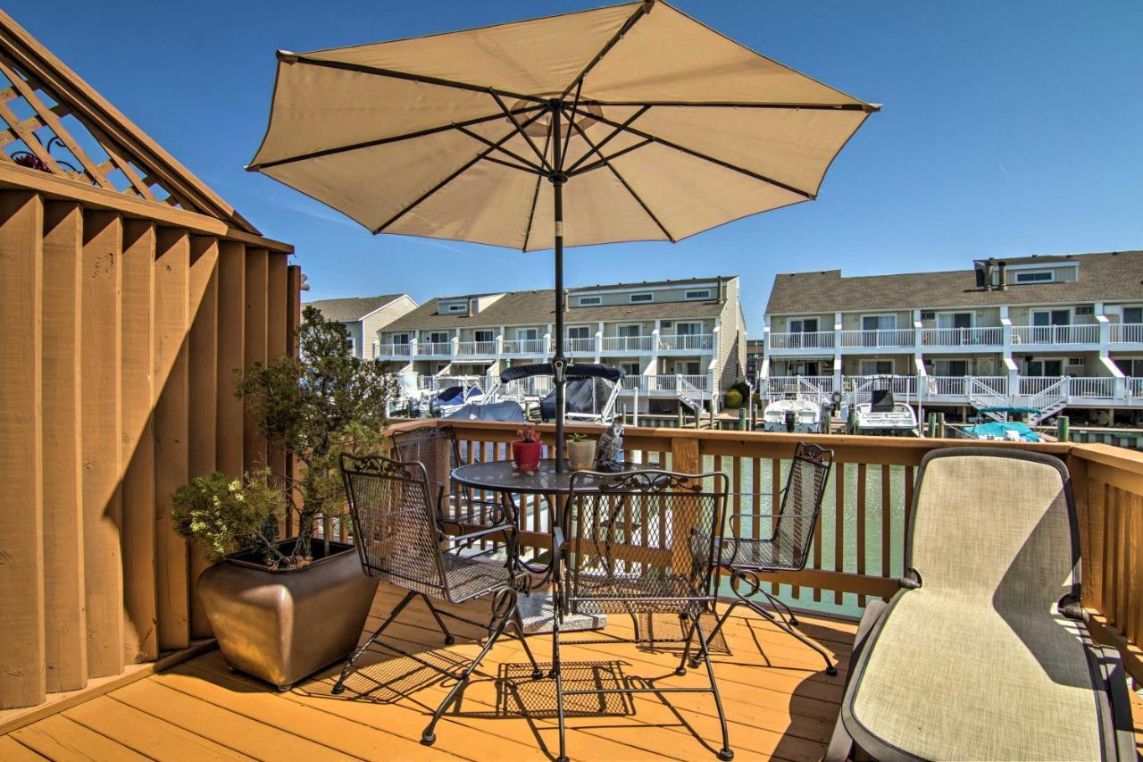 Airy Ocean City Condo On Canal Front With Deck! Экстерьер фото