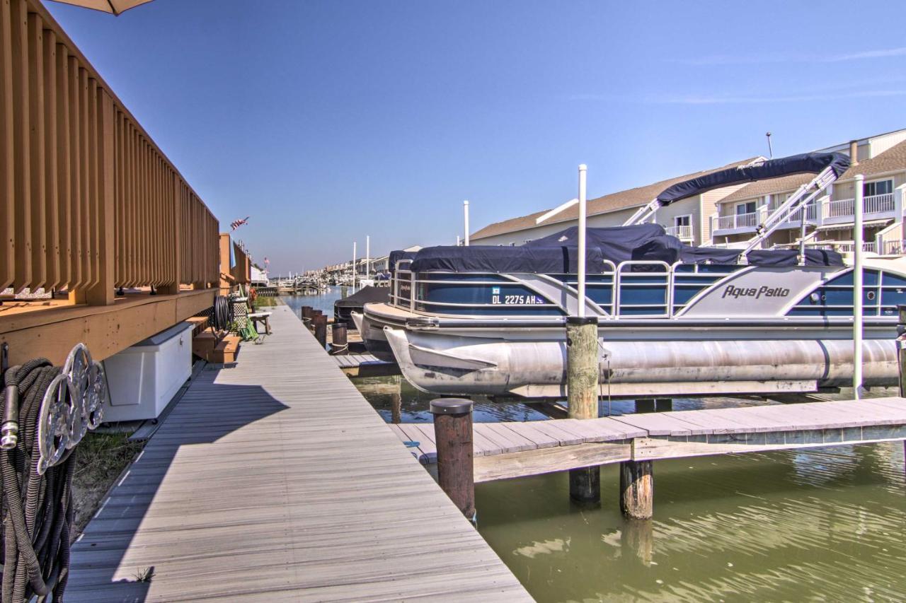 Airy Ocean City Condo On Canal Front With Deck! Экстерьер фото